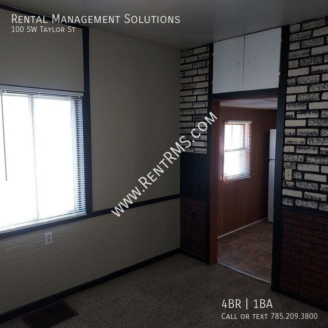 Building Photo - 100 SW Taylor St