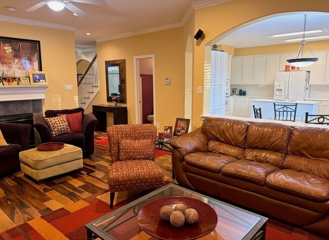 Building Photo - 1111 Mulberry Ln