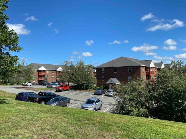 Building Photo - 99 Powers St