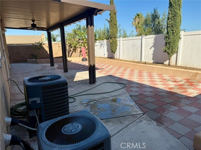 Building Photo - 26810 Sugarite Canyon Dr