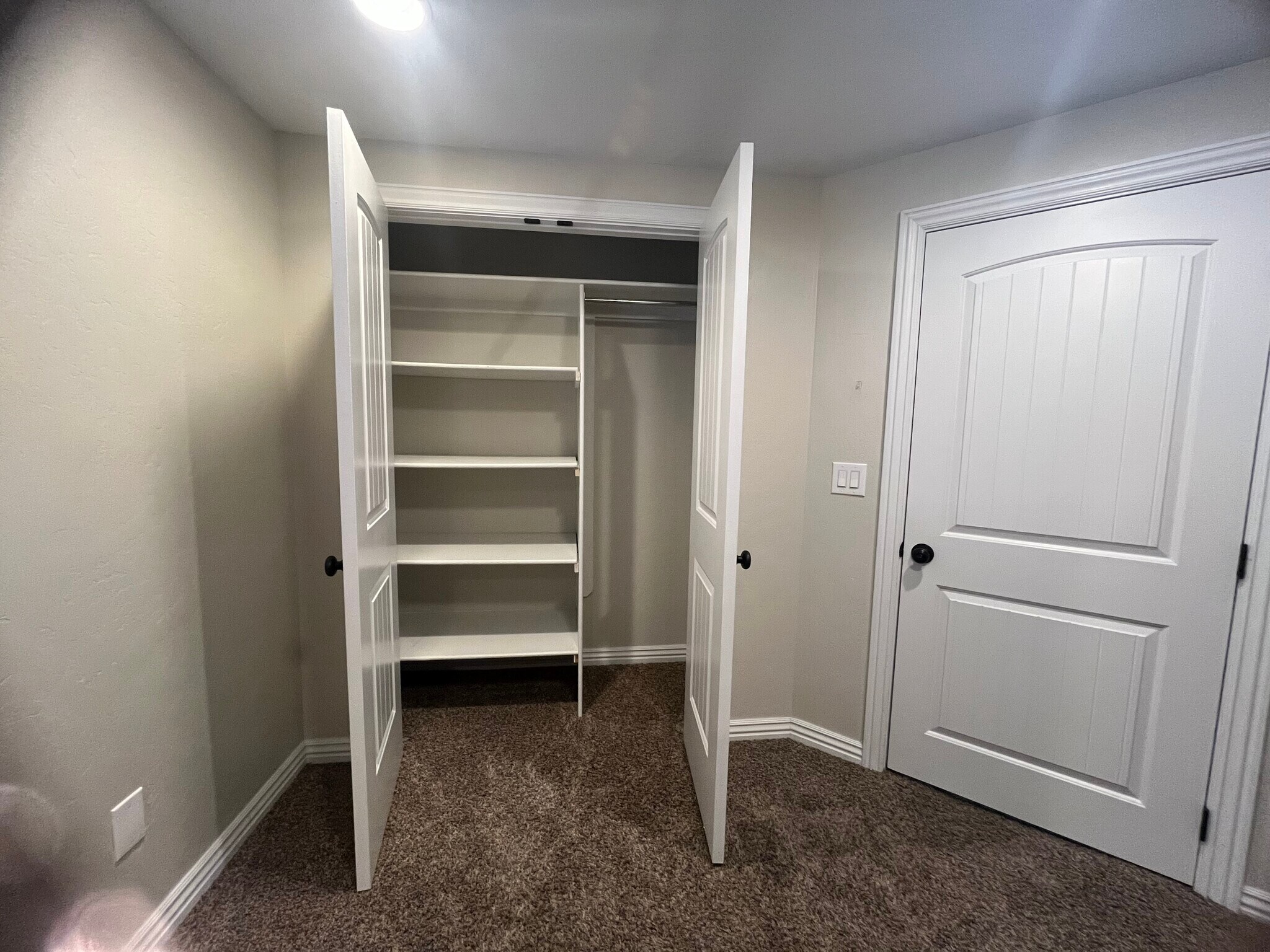 Building Photo - 2771 S Ivy Ln