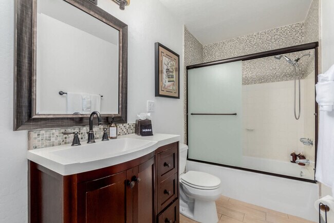 Building Photo - 4600 N 68th St
