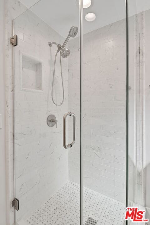 Building Photo - 2383 Panorama Terrace