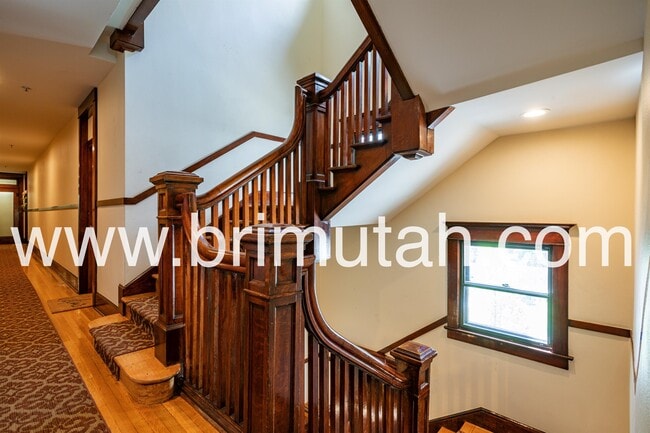 Building Photo - 234 E 100 S