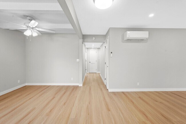 Building Photo - 836 Blair Ave