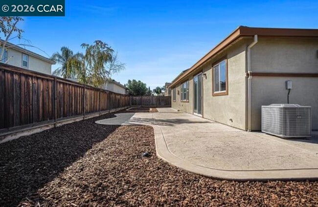 Building Photo - 2284 Demartini Ln