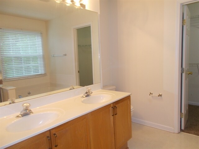 Building Photo - 3700 Wilshire Ln