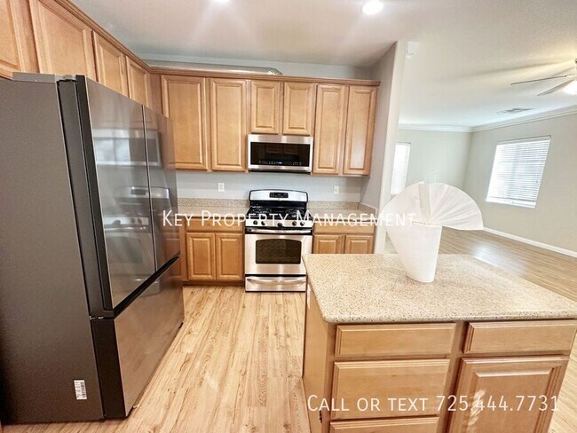 Building Photo - 4 BEDROOM HOME LOCATED IN CENTENNIAL HILLS