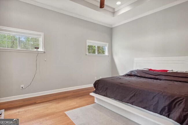 Building Photo - 124 Deerwood Village Dr