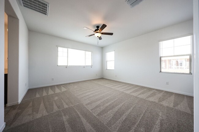 Building Photo - 3 Bedroom + Den and Loft in Aloravita Community