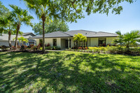 Building Photo - 18721 SE River Ridge Rd