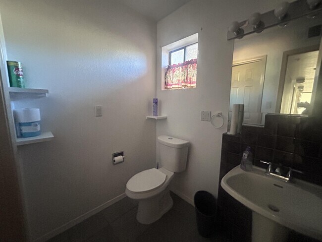 Building Photo - 563 Black Bear Rd NE