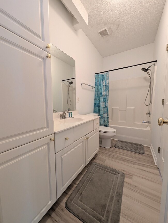 Building Photo - 9754 Leyland Dr