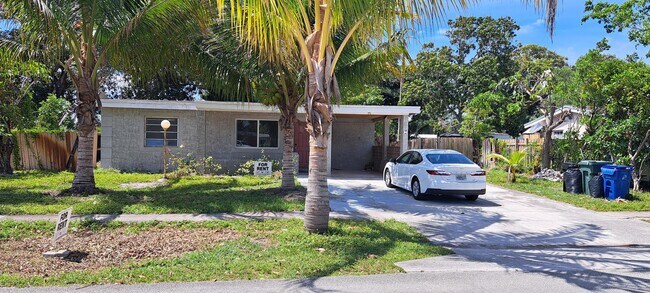 Primary Photo - 3700 Jackson Blvd