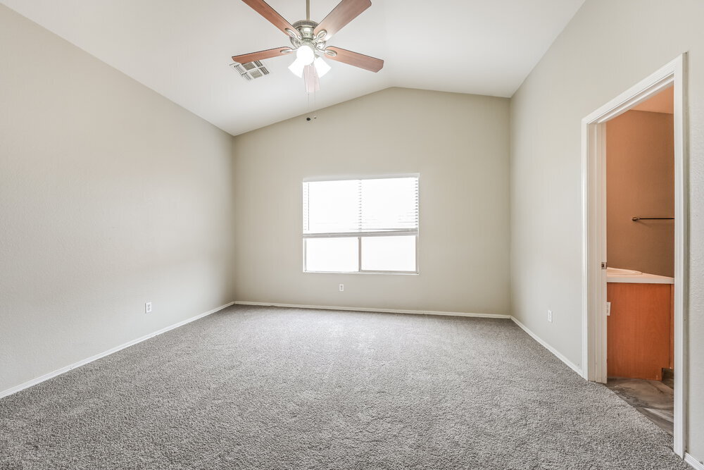 Building Photo - 11338 W Crestbrook Dr