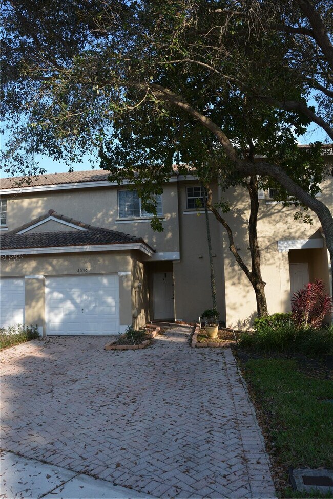 Building Photo - 4030 NW 90th Way