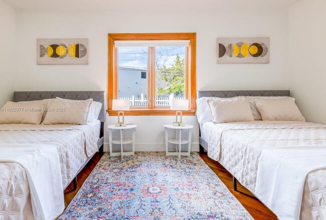 Building Photo - 1230 SW 22nd Terrace