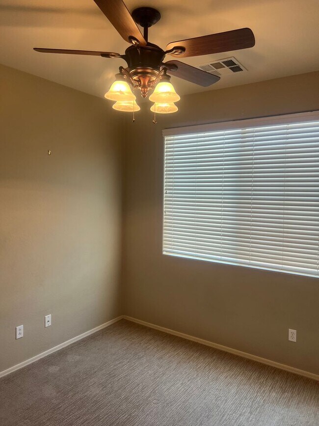 Building Photo - 21067 E Tierra Grande
