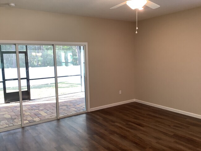 Building Photo - 180 Spruce Pt