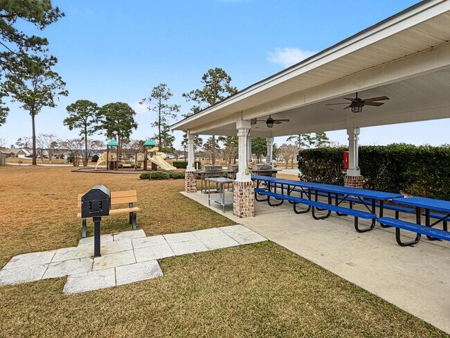 Building Photo - 1406 Parkland Way