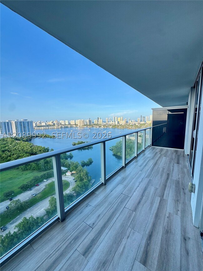 Building Photo - 16385 Biscayne Blvd