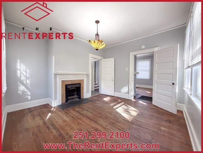 Building Photo - 206 5th St