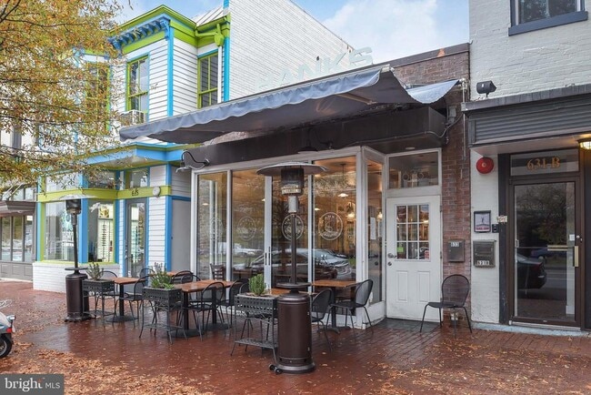 Building Photo - 501 Seward Square SE