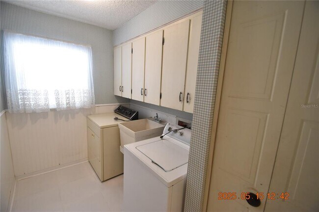 Building Photo - 4008 Briarlake Dr