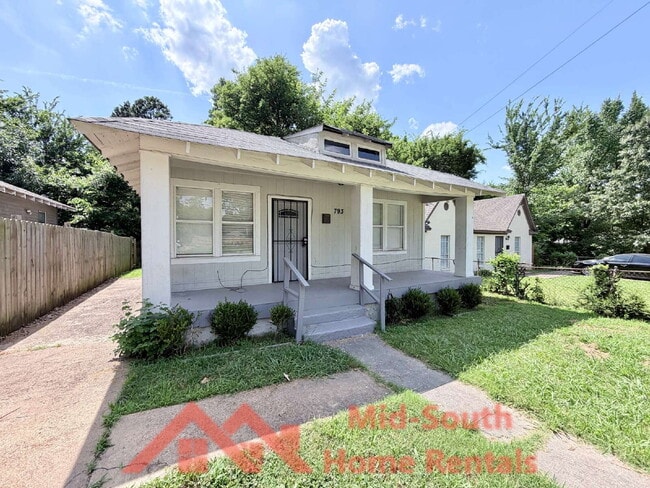 Building Photo - 793 Inez St