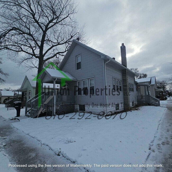 Building Photo - 1042 Gillett St