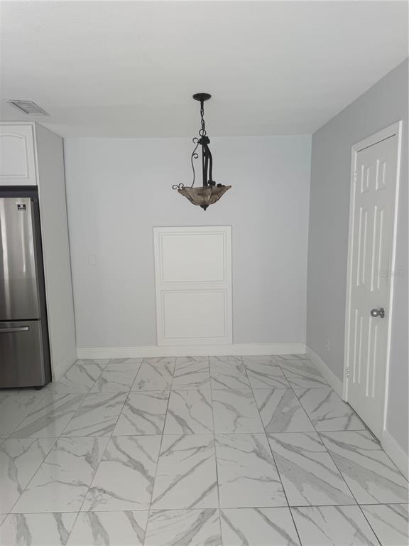 Building Photo - 5617 Gateway Dr