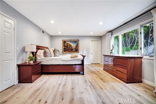 Building Photo - 23022 Peacock Ct