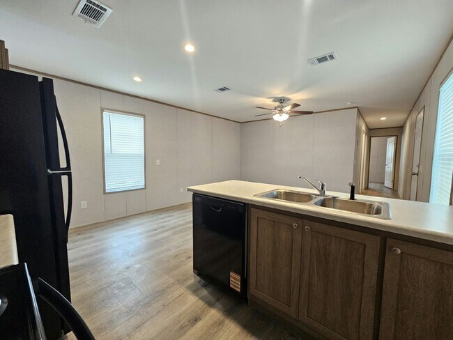 Building Photo - 509 Lehigh Ct