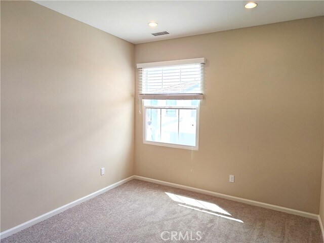 Building Photo - 169 Rodeo