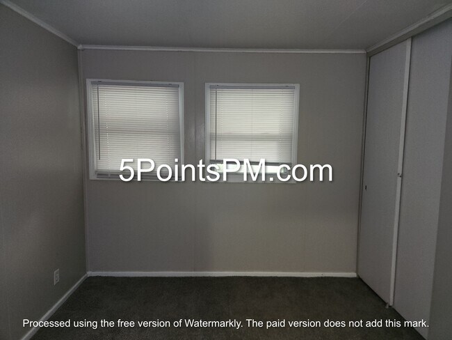 Building Photo - 1032 Andrew St