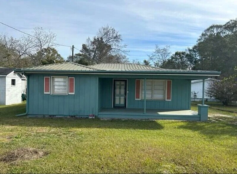 Primary Photo - 2333 Dorminey St