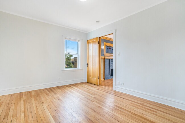 Building Photo - 2536 N Lavergne Ave