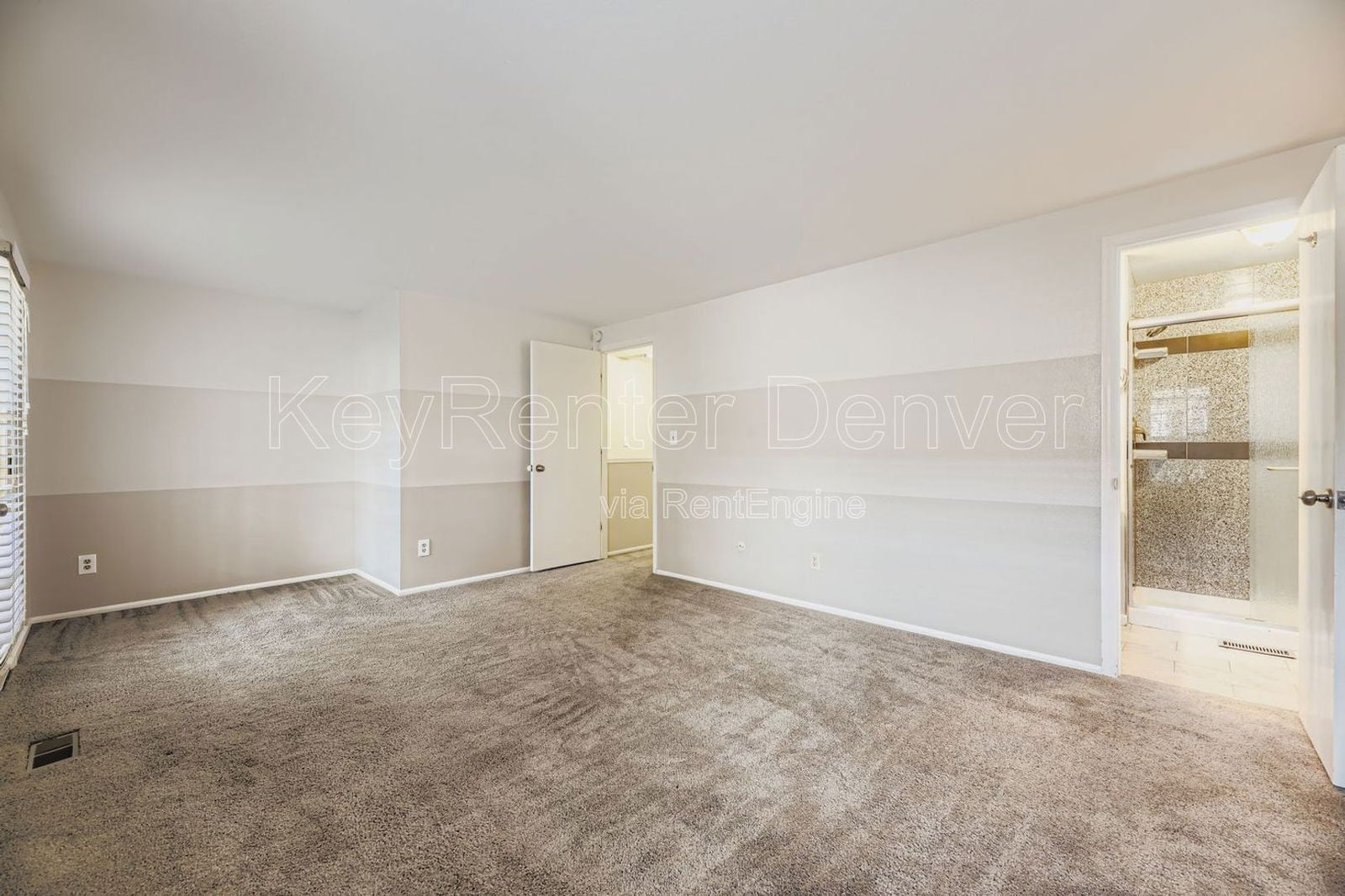 Building Photo - 6930 E Briarwood Dr