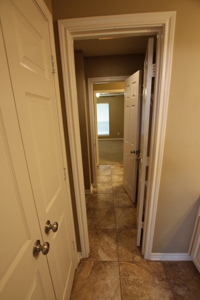 Building Photo - Coming Soon: Beautiful 3 Bedroom, 2 Bath n...