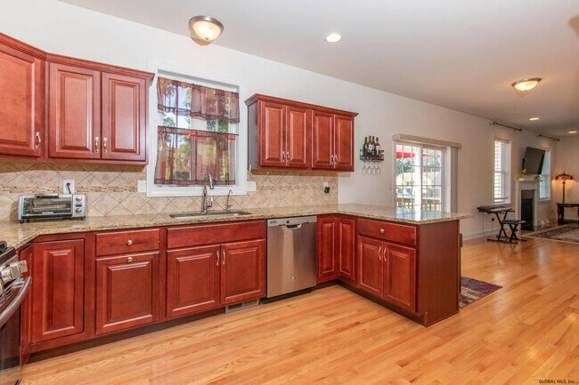 Building Photo - 106 Balsam Way