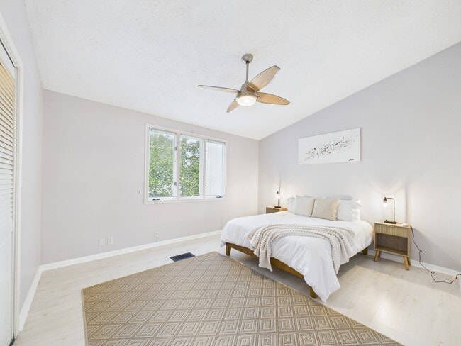 Building Photo - 3613 Audubon Pl