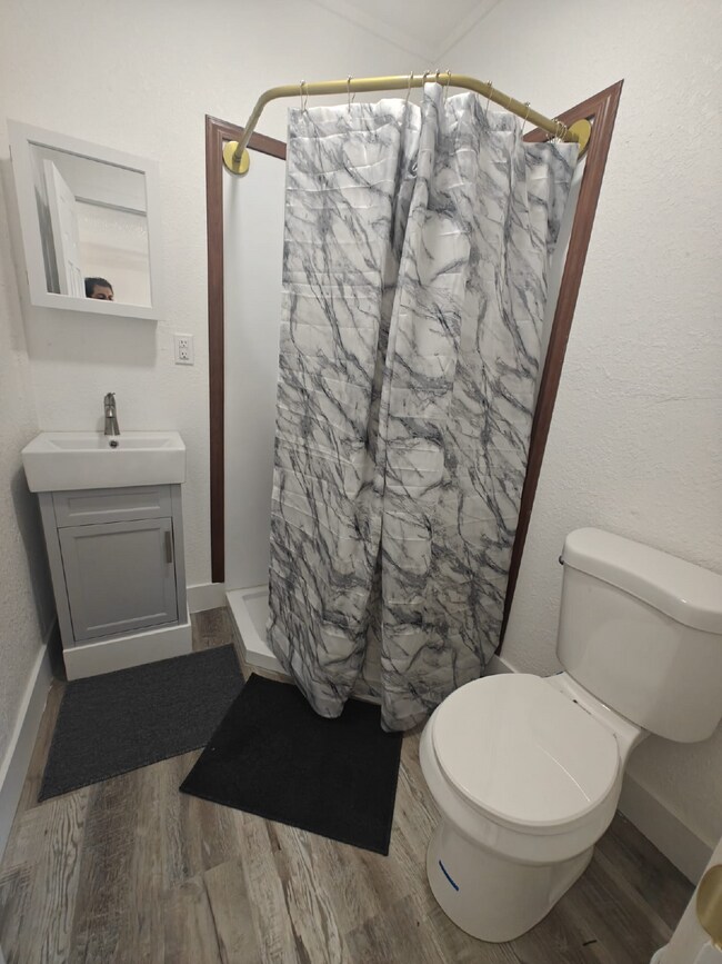 Building Photo - Remodeled Furnished Studio t in Beatty for Rent (Utilities Included)