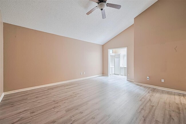 Building Photo - 2907 Waypark Dr
