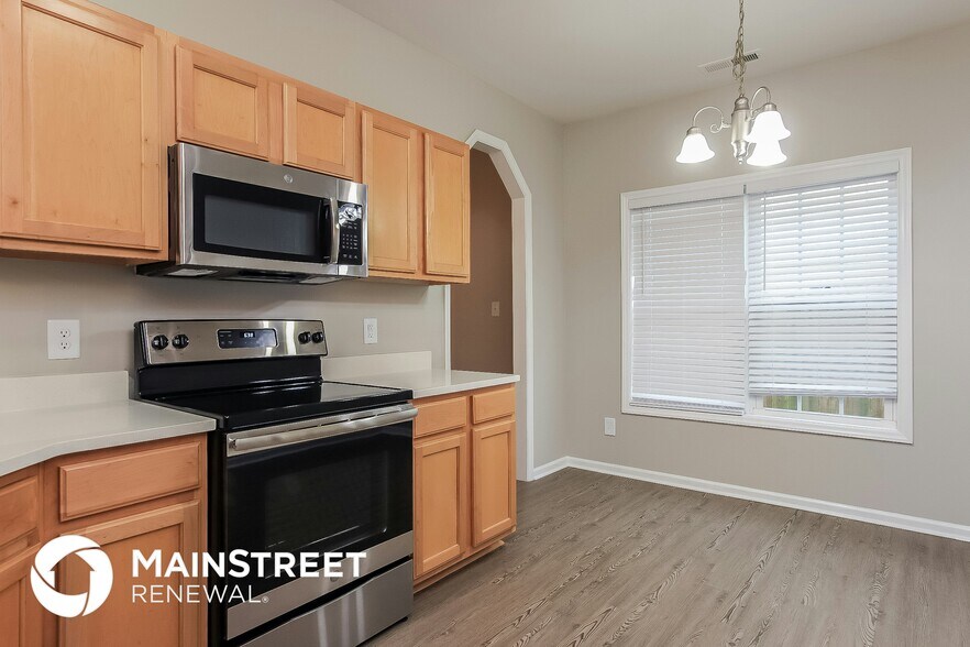 Building Photo - 6032 Brambleberry Way