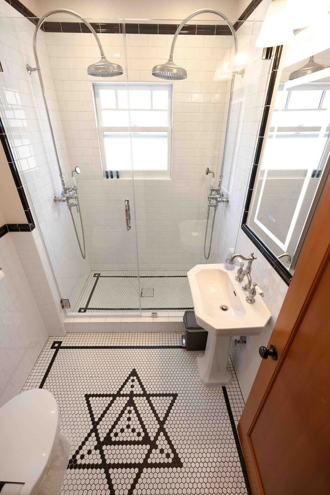 Building Photo - 3148 College Ave