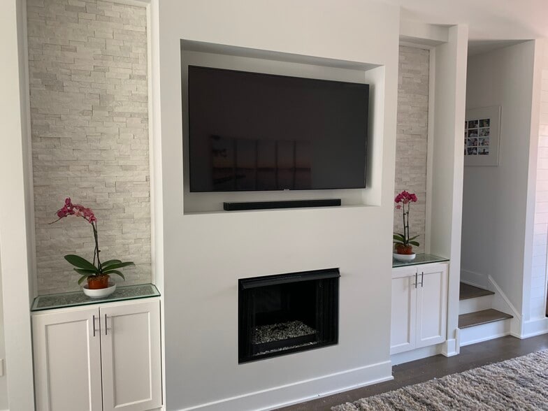 Gas Fire Place (TV Not Included) - 2716 W Cabot St