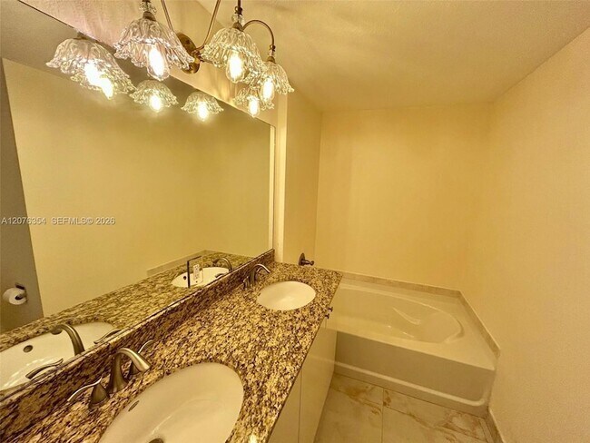 Building Photo - 1830 Radius Dr