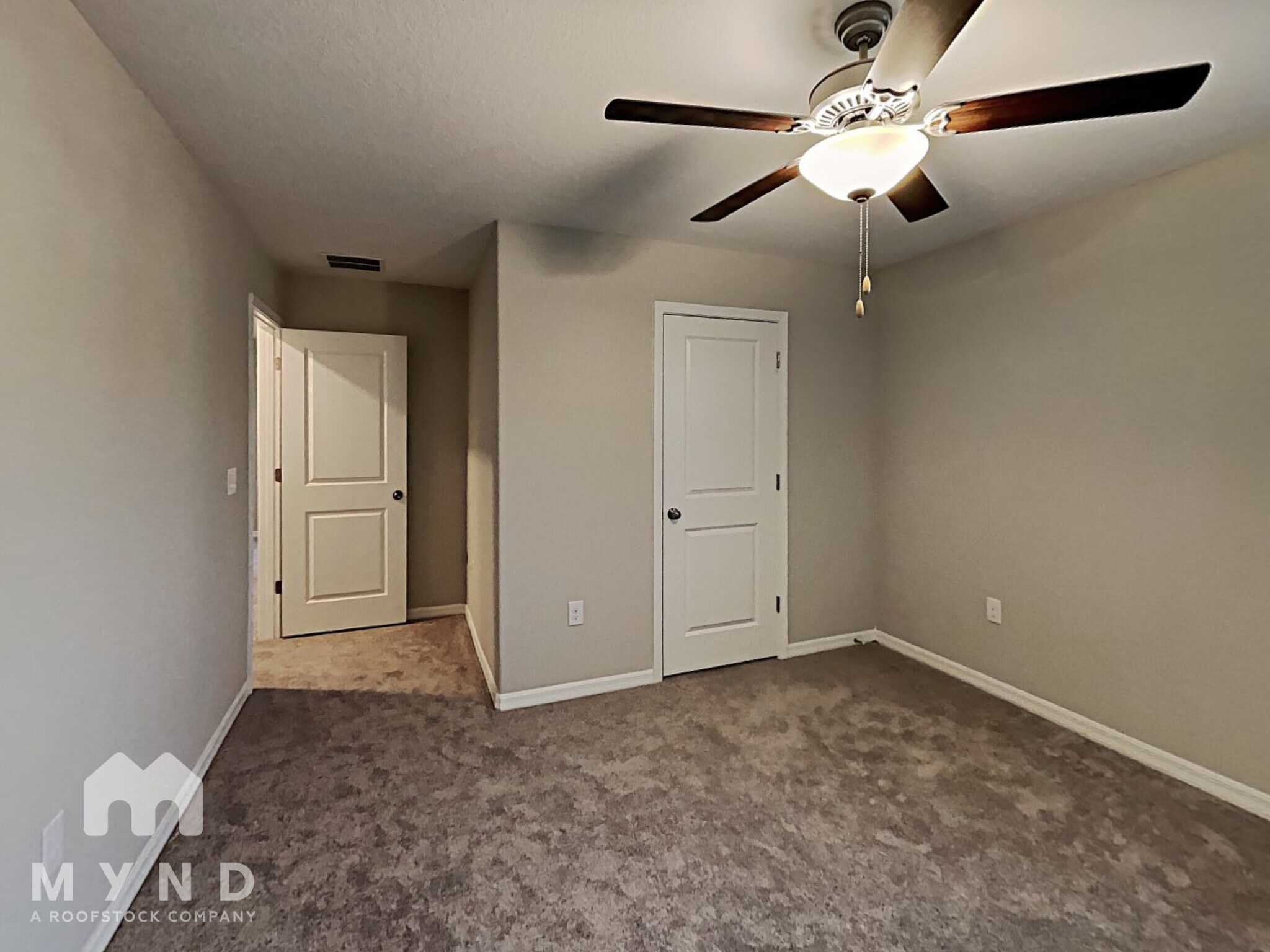 Building Photo - 5250 White Chicory Dr