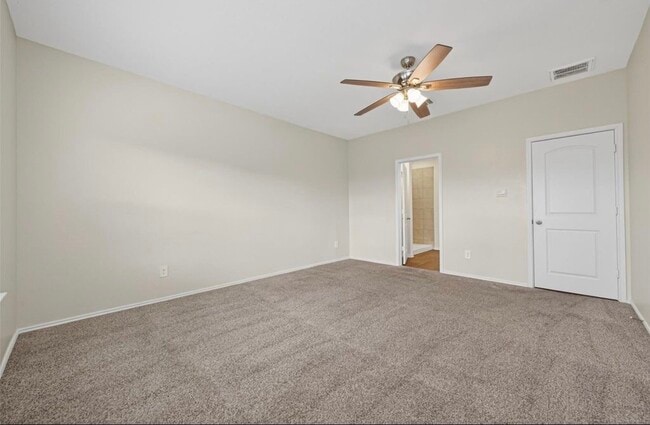 Building Photo - 21170 Alder Oaks Dr