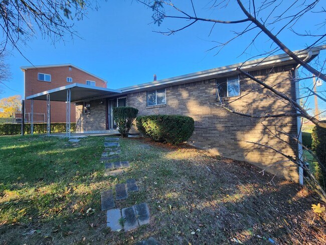 Building Photo - COMING SOON! This is a Lease-to-Own – Not ...